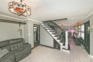 14 Thimble Ln, Hicksville, NY 11801 - Photo 14