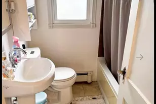 131 E Alhambra Ave, Lindenhurst, NY 11757 - Photo 4