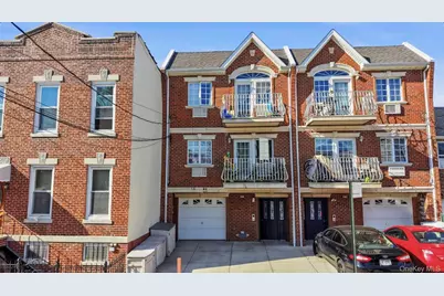 6027 78th Avenue, Glendale, NY 11385 - Photo 4