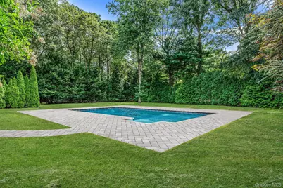 19 Pine Tree Lane, East Quogue, NY 11942 - Photo 28