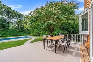 19 Pine Tree Ln, East Quogue, NY 11942 - Photo 4