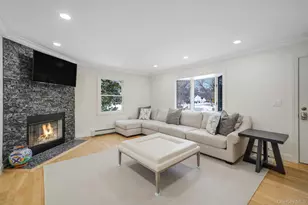 19 Pine Tree Ln, East Quogue, NY 11942 - Photo 4