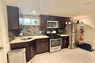 116-29 166th St, Saint Albans, NY 11434 - Photo 8