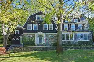 534 Pelham Manor Rd, Pelham, NY 10803 - Photo 4