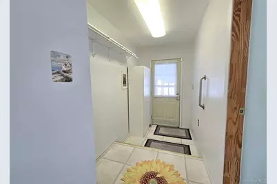12 Galaxie Lane, Selden, NY 11784 - Photo 22