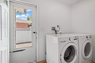 17 Edgar Ct, Huntington, NY 11743 - Photo 18