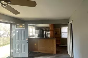 359 Park Ave, Babylon, NY 11702 - Photo 4