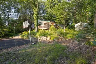 56 Bluff Ave, Greenwood Lake, NY 10925 - Photo 14