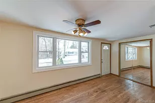 59 Webster Ave, Ronkonkoma, NY 11779 - Photo 8