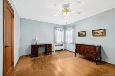 529 7th Avenue, New Hyde Park, NY 11040 - Photo 8