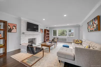 1357 Boxwood Drive E, Hewlett, NY 11557 - Photo 4