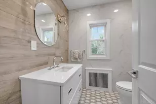 1357 Boxwood Dr E, Hewlett, NY 11557 - Photo 12