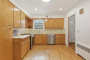 32 Sherwood Dr, Larchmont, NY 10538 - Photo 4