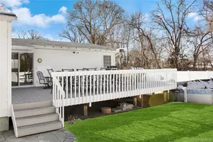 214 Avenue A, Ronkonkoma, NY 11779 - Photo 4