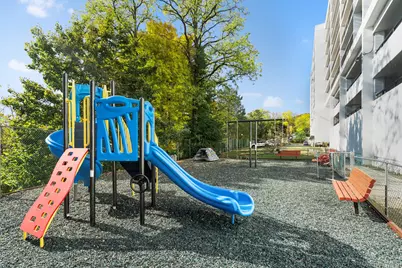 300 High Point Drive #209, Hartsdale, NY 10530 - Photo 32