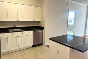 300 Mamaroneck Ave, White Plains, NY 10605 - Photo 6