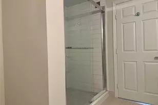 300 Mamaroneck Ave, White Plains, NY 10605 - Photo 12