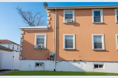 14768 259th Street, Rosedale, NY 11422 - Photo 2