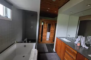 100 Nantwick St, Long Beach, NY 11561 - Photo 18