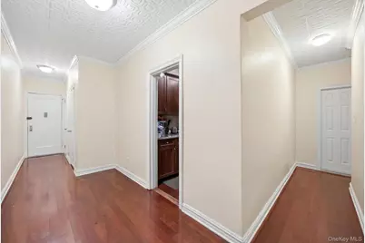 2081 Cruger Avenue #2G, Bronx, NY 10462 - Photo 2