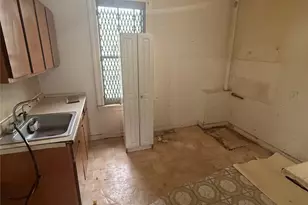 2116 Honeywell Ave, Bronx, NY 10460 - Photo 6