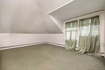 32 Sunset Avenue, Farmingdale, NY 11735 - Photo 14