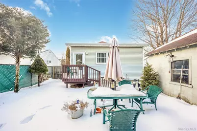 32 Sunset Avenue, Farmingdale, NY 11735 - Photo 20