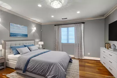 220 Elderfields Road, Manhasset, NY 11030 - Photo 36