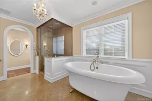 220 Elderfields Rd, Manhasset, NY 11030 - Photo 28