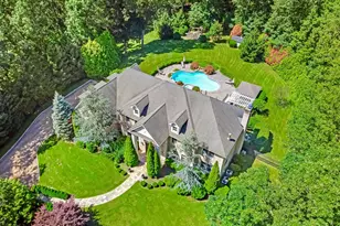 4 Hageman Ct, Katonah, NY 10536 - Photo 2