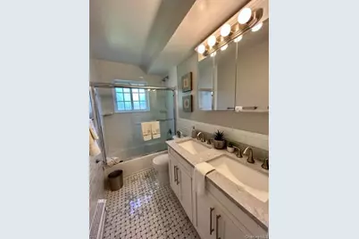 6 Williams Boulevard #1N, Lake Grove, NY 11755 - Photo 10