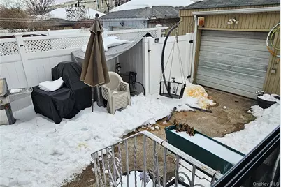 7757 76th Street, Glendale, NY 11385 - Photo 32