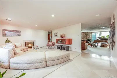 20 Whitman Road, Great Neck, NY 11023 - Photo 6