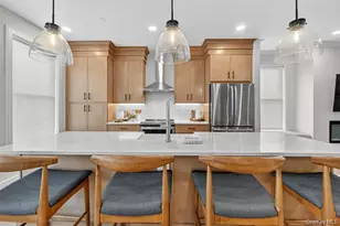 1821 Soundview Ct, Yorktown Heights, NY 10598 - Photo 4