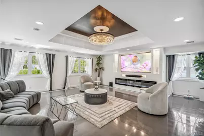 11 Gallatin Drive, Dix Hills, NY 11746 - Photo 8