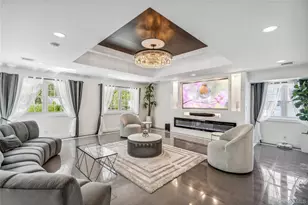 11 Gallatin Dr, Dix Hills, NY 11746 - Photo 8