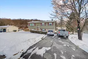 14 Capital Dr, Blooming Grove, NY 10992 - Photo 2