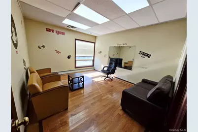 121 W Oak Street #STE 2, Amityville, NY 11701 - Photo 1