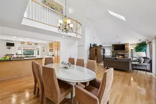 126 Malloy Dr, East Quogue, NY 11942 - Photo 6