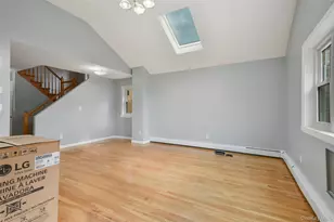 3546 Huguenot Ave, Bronx, NY 10475 - Photo 6