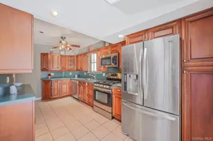 247 Starke Ave, East Meadow, NY 11554 - Photo 10