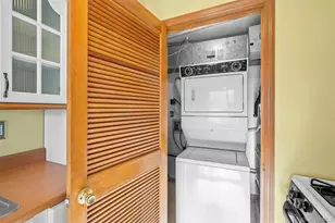 1104 Evergreen Ct, Highland Mills, NY 10930 - Photo 10