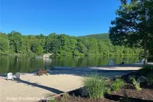 1104 Evergreen Ct, Highland Mills, NY 10930 - Photo 4