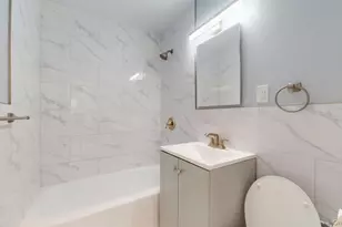 66-15 Thornton Pl, Rego Park, NY 11374 - Photo 12