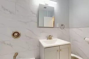 66-15 Thornton Pl, Rego Park, NY 11374 - Photo 16