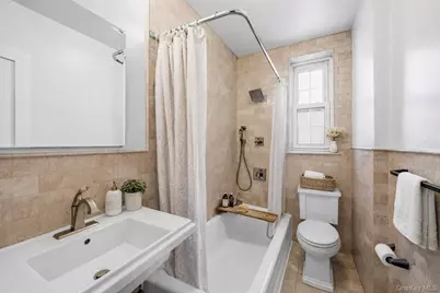 949 Palmer #3H, Bronxville, NY 10708 - Photo 16