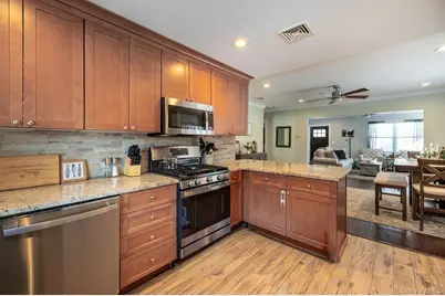 9 Gallows Hill Road, Cortlandt Manor, NY 10567 - Photo 14