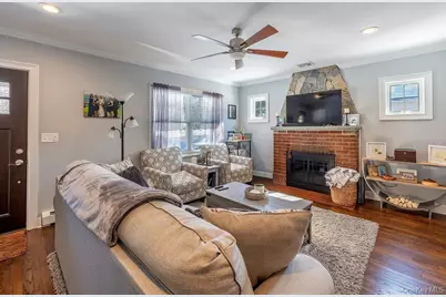 9 Gallows Hill Road, Cortlandt Manor, NY 10567 - Photo 4