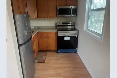 27 N Rte 303 #4, Congers, NY 10920 - Photo 2