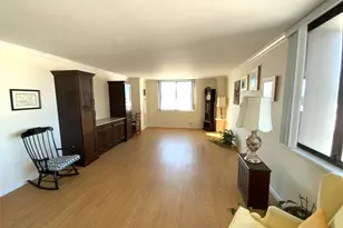 269-10 Grand Central Pkwy, Floral Park, NY 11005 - Photo 4